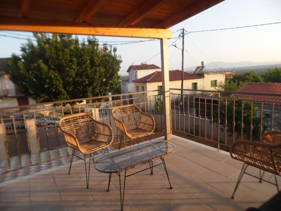 Villa Alonia Kalamata Exteriör bild